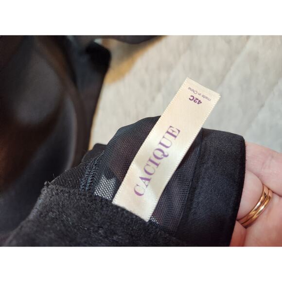 Cacique Women's Black Solid Stretch Full Coverage Wire Free Bra Size 42C - Picture 5 of 6